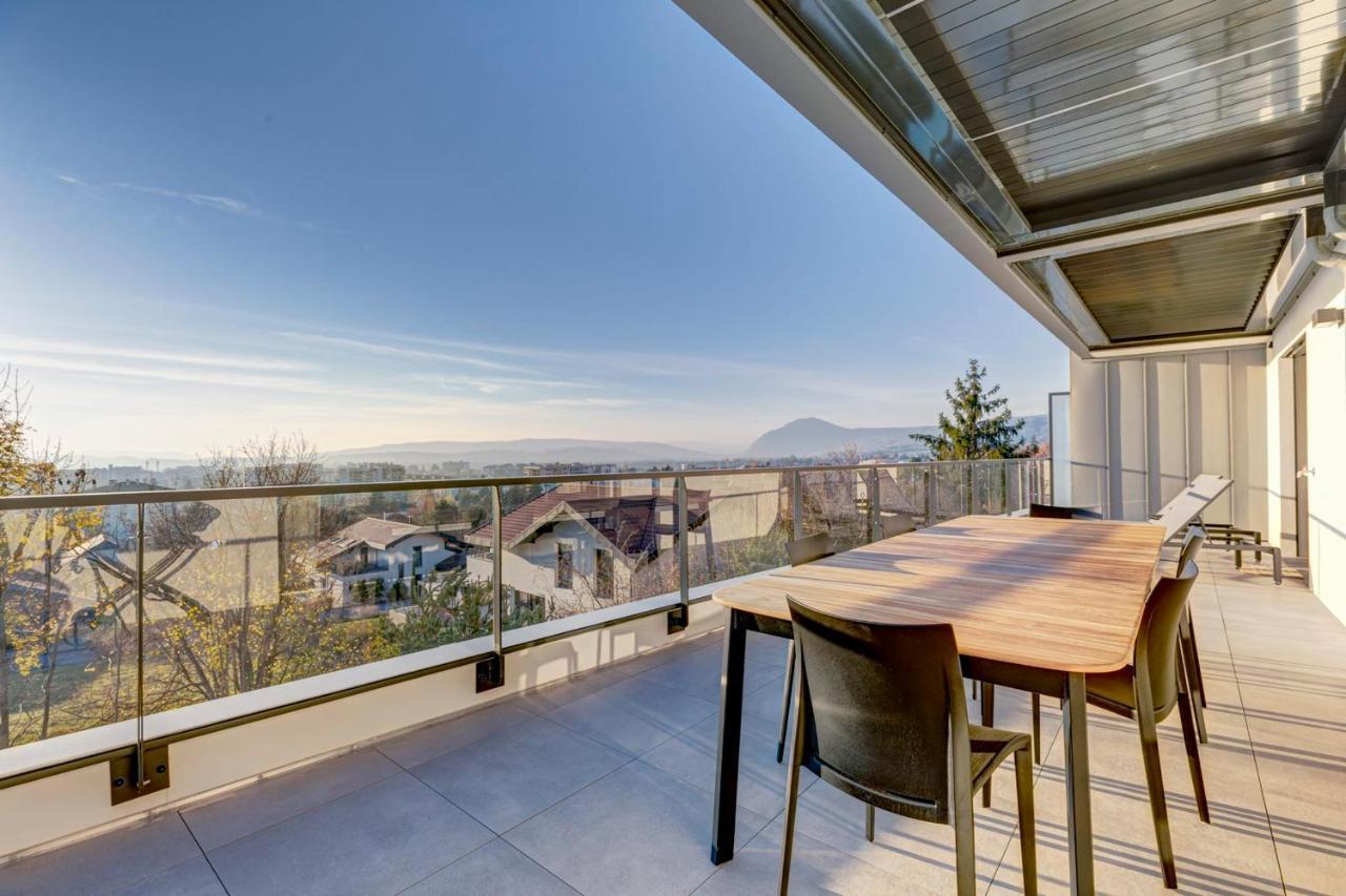 Serenity - 3 Bedroom Top Floor Apartment Parking & Lake View Terrace Annecy Extérieur photo