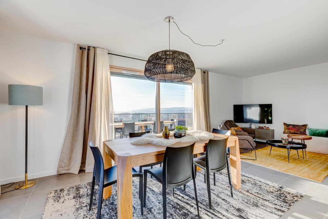 Serenity - 3 Bedroom Top Floor Apartment Parking & Lake View Terrace Annecy Extérieur photo